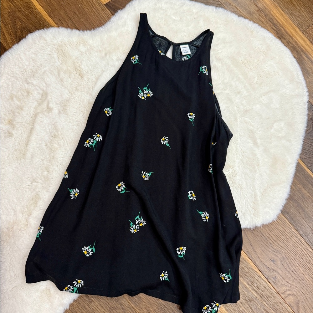 Old Navy Black and White Floral Tank